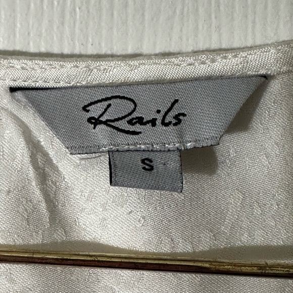 RAILS Revolve Hillary Ivory Jacquard Snake Faux Wrap Blouse SM Hi Lo SPRING NICE - Picture 8 of 12